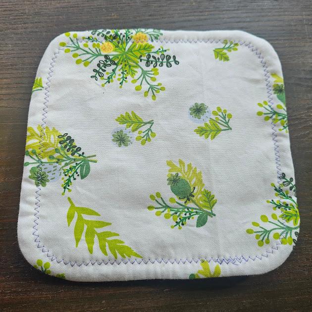 絹ガーゼを使った布シート(おりものシート)　SgBSgC03